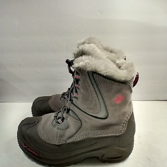 Columbia 100 Grams Waterproof Insulated Boots Girl's sz 3. - Picture 3 of 9